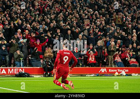 Liverpool Darwin Nunez feiert, nachdem er sein erstes Tor beim Spiel der Premier League zwischen Liverpool und Aston Villa in Anfield, Liverpool, am Samstag, den 9. November 2024 erzielt hat. (Foto: Steven Halliwell | MI News) Credit: MI News & Sport /Alamy Live News Stockfoto