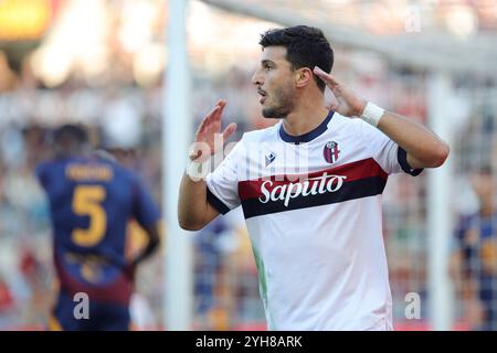 Rom, Italien. November 2024. Riccardo Orsolini von Bologna reagiert beim italienischen Meisterschaftsspiel der Serie A zwischen AS Roma und Bologna FC am 10. November 2024 im Stadio Olimpico in Rom. Quelle: Federico Proietti / Alamy Live News Stockfoto