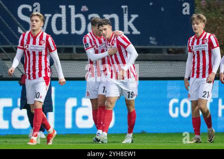 Dänemark. November 2024. John Iredale erzielte 1-1 Punkte während des 3F Superliga-Spiels zwischen Lyngby Boldklub und AAB im Lyngby Stadium am Sonntag, den 10. November 2024. (Foto: Mads Claus Rasmussen/Ritzau Scanpix) Credit: Ritzau/Alamy Live News Stockfoto