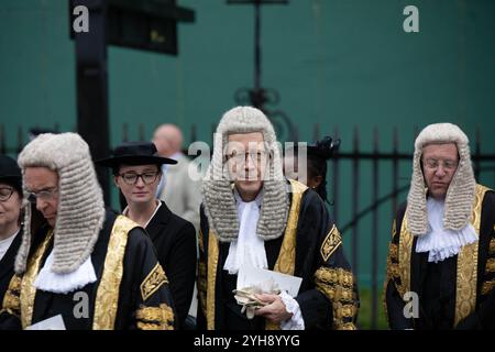 Vereinigtes Königreich. Oktober 2024. Lord and Lady Justices of Appeal in voller richterlicher Kleidung, die im House of Lords angekommen sind. Richter und Angehörige der juristischen Berufe im Vereinigten Königreich verlassen Westminster Abbey nach einem Gottesdienst zum Beginn des Rechtsjahres in England und Wales. (Credit Image: © Ian Davidson/SOPA Images via ZUMA Press Wire) NUR REDAKTIONELLE VERWENDUNG! Nicht für kommerzielle ZWECKE! Stockfoto