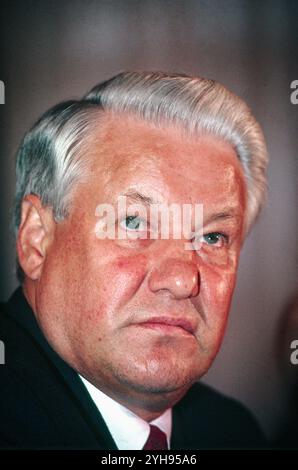 Boris Jelzin, Boris Nikolajewitsch Jelzin, Борис Ельцин (1931–2007) der erste demokratisch gewählte Präsident Russlands während einer Pressekonferenz im Kreml, Moskau, Russland. Mai 1991. Stockfoto