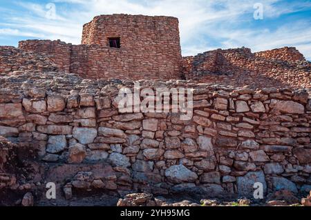 Die Motilla del Azuer, Daimiel, eine prähistorische Festung aus der Bronzezeit. Die reiche Geschichte dieser Stätten bietet einen Einblick in unsere ferne Vergangenheit Stockfoto