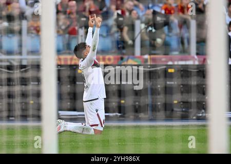 Stadio Olimpico, Rom, Italien. November 2024. Fußball der Serie A; Roma gegen Bologna; Santiago Castro feiert nach dem Tor für 0-1 in der 25. Minute Credit: Action Plus Sports/Alamy Live News Stockfoto