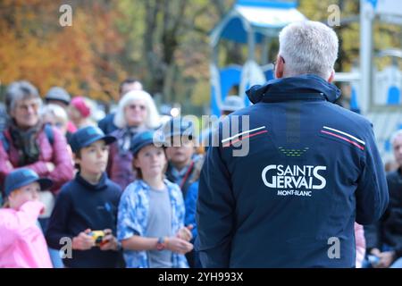 Jean-Marc Peillex, Maire de Saint-Gervais-les-Bains. Einweihung : Valorisation du Parc Thermal et Extension du Parc Aventure. Samedi 9. November 2024 Stockfoto