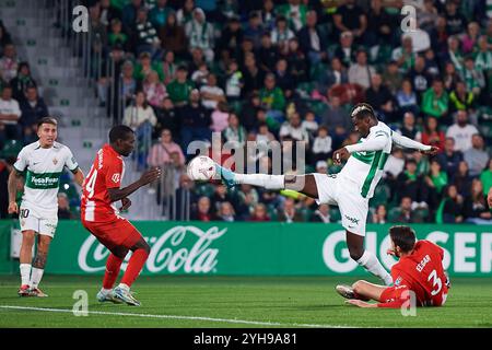 Elche, Spanien. November 2024. ELCHE, SPANIEN - 08. NOVEMBER: Sory Kaba Stürmer von Elche CF im LaLiga Hypermotion Spiel zwischen Elche CF und UD Almeria am 8. November 2024 in Elche, Spanien. (Foto von Francisco Macia/Photo Players Images/Magara Press) Credit: Magara Press SL/Alamy Live News Stockfoto