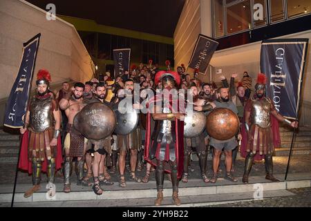 Fan Event GLADIATOR II im Kino Zoo Palast Event-Screening im Zoopalast Berlin, die Gladiatoren besuchen Berlin zum Fan Event GLADIATOR II am 10.11.2024 Photopress Müller Stockfoto