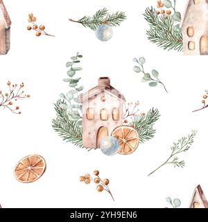 Nahtloses Weihnachtsmuster mit Keramikhäusern, Windlichtern und Winterpflanzen, getrockneten Orangenscheiben und blauen Glaskugeln. Handgezeichnetes Aquarell Stockfoto