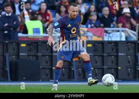 Rom, Latium. November 2024. Angelino von AS Roma während des Spiels der Serie A zwischen Roma und Bologna im Olympiastadion, Italien, 10. November 2024. Quelle: massimo insabato/Alamy Live News Stockfoto