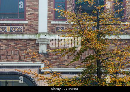 Abstraktes Mauerwerk des Commodore Building an der Granville Street in Vancouver Kanada Stockfoto