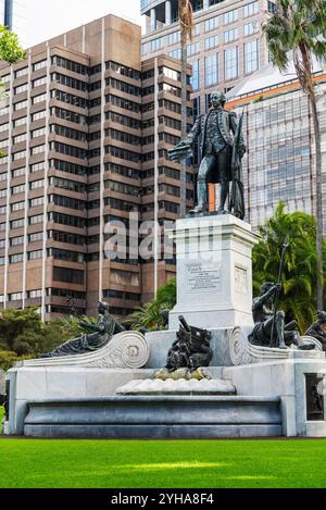 Die Statue von Kapitän Arthur Philip im Royal Botanic Garden in Sydney, Australien. Er war der erste Gouverneur von New South Wales im Jahr 1788-1792 Stockfoto