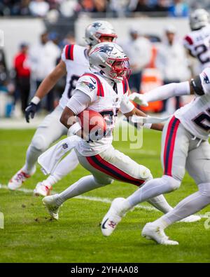 Chicago, IL, USA. November 2024. New England Patriots #25 Marcus Jones in Aktion während des Spiels gegen die Chicago Bears in Chicago, Illinois. Mike Wulf/CSM/Alamy Live News Stockfoto