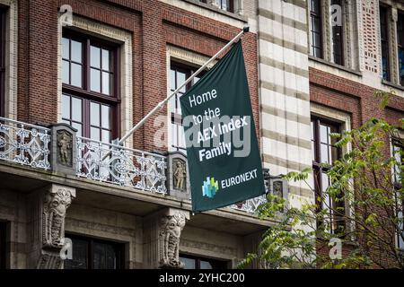 7. November 2024, AMSTERDAM - das Äußere der Amsterdamer Börse (Euronext) in Beursplein 5. ANP / Hollandse Hoogte / Tobias Kleuver niederlande aus - belgien aus Stockfoto