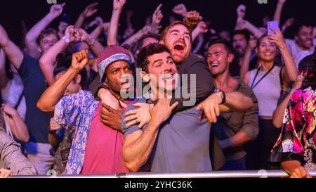 ZAC EFRON, JERMAINE FOWLER und ANDREW SANTINO in RICKY STANICKY (2024) unter der Regie von PETER FARRELLY. Titel: Footloose Productions / Farrelly Films / Album Stockfoto