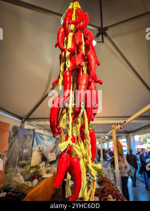 Italien, Inveruno, Antica Fiera di San Martino, Alte Messe San Martino, Chili Stockfoto