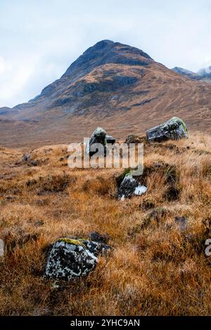 Ein Blick auf die Cuillin Hills/Berge auf dem Sligachan-Elgol Walk, Isle of Skye, Schottland, Großbritannien. Stockfoto