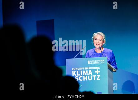 Berlin, Deutschland. November 2024. Dena Energy Transition Congress 2024. Rede von dena Managing Director Corinna Enders Credit: dpa/Alamy Live News Stockfoto