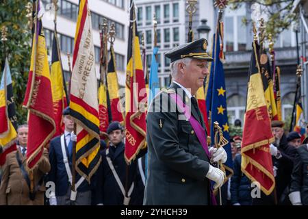 Brüssel, Belgien November 2024. König Philippe - Filip von Belgien wird während des Waffenstillstandsgedenkens am Denkmal „Grab des unbekannten Soldaten“ in Brüssel am 11. November 2024 abgebildet. Am 11. November 1918 wurde der Waffenstillstand unterzeichnet, was das Ende des Ersten Weltkriegs markiert Stockfoto