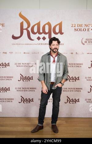 Madrid. Spanien. 20241111 nimmt Alvaro Morte am 11. November 2024 in Madrid, Spanien, am „Raqa“ Photocall im URSO Spa Hotel Teil Stockfoto