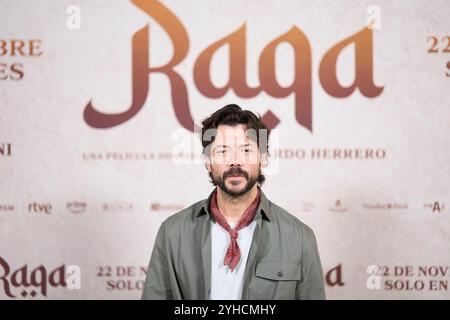 11. November 2024, Madrid, Spanien: Alvaro Morte nimmt am 11. November 2024 an einem â€˜Raqaâ€™ Fotogespräch im URSO Spa Hotel in Madrid, Spanien Teil (Foto: © Jack Abuin/ZUMA Press Wire) NUR ZUR REDAKTIONELLEN VERWENDUNG! Nicht für kommerzielle ZWECKE! Stockfoto