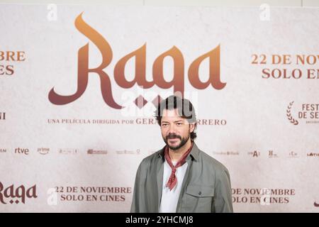 11. November 2024, Madrid, Spanien: Alvaro Morte nimmt am 11. November 2024 an einem â€˜Raqaâ€™ Fotogespräch im URSO Spa Hotel in Madrid, Spanien Teil (Foto: © Jack Abuin/ZUMA Press Wire) NUR ZUR REDAKTIONELLEN VERWENDUNG! Nicht für kommerzielle ZWECKE! Stockfoto