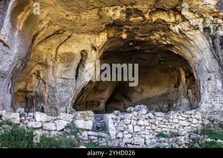 Buracas do Casmilo - Höhlen in Zentral-Portugal Stockfoto