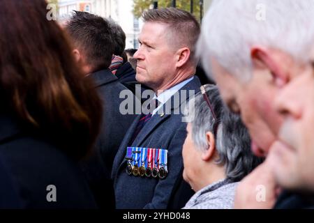 Cenotaph, London, Großbritannien. November 2024. Der jährliche Gedenkgottesdienst im Cenotaph am 11. November um 11 Uhr. Quelle: Matthew Chattle/Alamy Live News Stockfoto