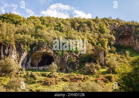 Buracas do Casmilo - Höhlen in Zentral-Portugal Stockfoto