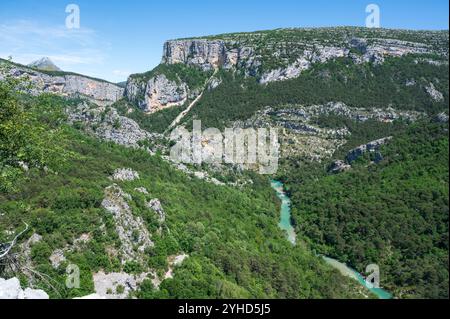 Die Schlucht des Verdon, die Schlucht des Flusses Verdon, gilt als einer der größten Schluchten Europas und touristischer Hotspot Frankreichs Stockfoto