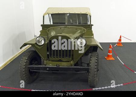 Moskau, Russland, 10. November 2018: GAZ-67B Auto (hergestellt 1950) auf der Ausstellung von alten und seltenen Autos, Europa Stockfoto