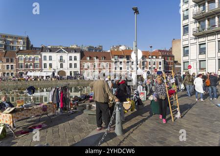 Lille, Frankreich, 1. September 2018: Der traditionelle jährliche Flohmarkt in Lille (das erste Wochenende im September), Braderie de Lille, Europa Stockfoto