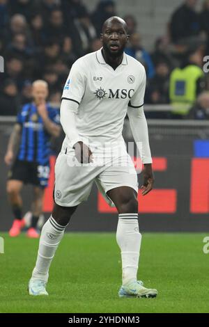 November 10, 2024, Mailand, Italien: Romelu Lukaku von SSC Napoli sieht während des Enelive-Spiels der Serie A zwischen FC Internazionale gegen SSC Napoli im Giuseppe Meazza Stadium am 10. november 2024 in Mailand, italien (Credit Image: © Agostino Gemito/Pacific Press via ZUMA Press Wire) NUR REDAKTIONELLE VERWENDUNG! Nicht für kommerzielle ZWECKE! Stockfoto