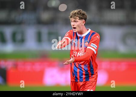 Heidenheim, Deutschland. November 2024. Fußball: Bundesliga, 1. FC Heidenheim - VfL Wolfsburg, Spieltag 10, Voith-Arena. Heidenheims Paul Wanner gestikuliert. Hinweis: Harry langer/dpa - WICHTIGER HINWEIS: Gemäß den Vorschriften der DFL Deutschen Fußball-Liga und des DFB Deutschen Fußball-Bundes ist es verboten, im Stadion und/oder des Spiels aufgenommene Fotografien in Form von sequenziellen Bildern und/oder videoähnlichen Fotoserien zu verwenden oder zu verwenden./dpa/Alamy Live News Stockfoto