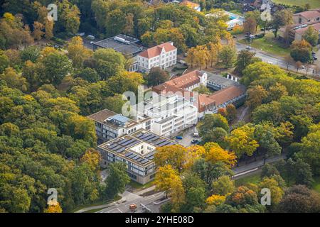 Luftbild, Kurhaus Bad Hamm, MVZ Prof. Dr. Uhlenbrock und Partner - Standort Hamm Kurpark, Klinik für Manuelle Therapie, herbstliche Bäume, Uentrop, Hamm, Ruhrgebiet, Nordrhein-Westfalen, Deutschland ACHTUNGxMINDESTHONORARx60xEURO *** Luftaufnahme, Kurhaus Bad Hamm, MVZ Prof Dr. Uhlenbrock und Partnerstandort Hamm Kurpark, Klinik für manuelle Therapie, herbstliche Bäume, Uentrop, Hamm, Ruhrgebiet, Nordrhein-Westfalen, Deutschland ACHTUNGxMINDESTHONORARx60xEURO Stockfoto