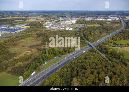 Luftbild, Autobahn A2 und Rastplatz im großen Klei, Gewerbegebiet Frielinghauser Straße mit EVERLAM Chemiewerk, DuPont Uentrop und DuBay Polymer, Fernsicht, Uentrop, Hamm, Ruhrgebiet, Nordrhein-Westfalen, Deutschland ACHTUNGxMINDESTHONORARx60xEURO *** Luftansicht, Autobahn A2 und Rastplatz im großen Klei, Industriegebiet Frielinghauser Straße mit EVERLAM Chemieanlage, DuPont Uentrop und DuBay Polymer, Fernsicht, Uentrop, Hamm, Ruhrgebiet, Nordrhein-Westfalen, Deutschland ACHTUNGxMINDESTHONORARx60xEURO Stockfoto