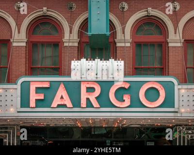 Das Fargo Theatre ist ein Art-Deco-Kino im Zentrum von Fargo, North Dakota, USA. Sie wurde 1926 erbaut. Es wurde 1999 restauriert. Stockfoto
