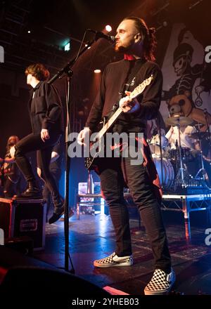 Fell Out Boy (Fall Out Boy Tribute Band) tritt an der O2 Academy Islington, London auf © Clarissa Debenham (Film Free Photography) / Alamy Stockfoto