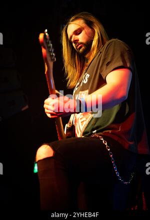 Fell Out Boy (Fall Out Boy Tribute Band) tritt an der O2 Academy Islington, London auf © Clarissa Debenham (Film Free Photography) / Alamy Stockfoto