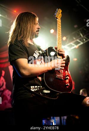 Fell Out Boy (Fall Out Boy Tribute Band) tritt an der O2 Academy Islington, London auf © Clarissa Debenham (Film Free Photography) / Alamy Stockfoto