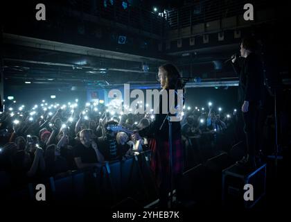 Fell Out Boy (Fall Out Boy Tribute Band) tritt an der O2 Academy Islington, London auf © Clarissa Debenham (Film Free Photography) / Alamy Stockfoto