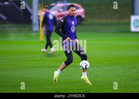 Frankfurt Am Main, Deutschland. November 2024. Felix Nmecha (Deutschland) am Ball, DE, Training, DFB Fussball Herren Nationalmannschaft Deutschland, am DFB-Campus in Frankfurt am Main, 11.11.2024. Foto: Eibner-Pressefoto/Florian Wiegand Credit: dpa/Alamy Live News Stockfoto