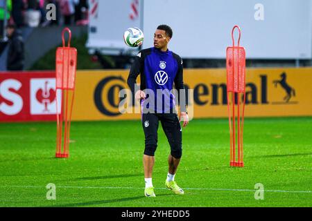 Frankfurt Am Main, Deutschland. November 2024. Felix Nmecha (Deutschland) am Ball, DE, Training, DFB Fussball Herren Nationalmannschaft Deutschland, am DFB-Campus in Frankfurt am Main, 11.11.2024. Foto: Eibner-Pressefoto/Florian Wiegand Credit: dpa/Alamy Live News Stockfoto