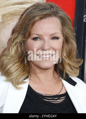 Cheryl Ladd an der Los-Angeles-premiere von "Unforgettable" im TCL Chinese Theatre in Hollywood, USA am 18. April 2017 statt. Stockfoto