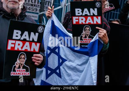 SOAS, London, Großbritannien. November 2024. Kampagne gegen den Antisemitismus veranstalten Sie eine Demonstration an der Schule für Orientalische und Afrikanistik (SOAS), wo die UN-Sonderberichterstatterin für die besetzten palästinensischen Gebiete, Francesca Albanese, wie sie zuvor über „die jüdische Lobby“ gepostet hat und angeblich auf einer von der Hamas organisierten Konferenz erklärt hat, dass sie „das Recht auf Widerstand“ hätten. Quelle: Amanda Rose/Alamy Live News Stockfoto