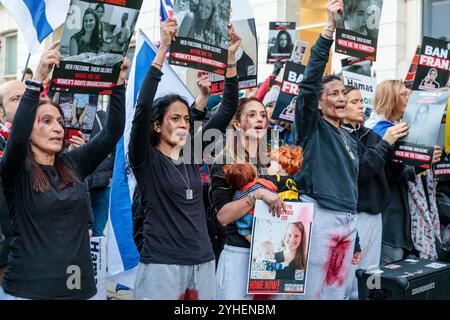 SOAS, London, Großbritannien. November 2024. Kampagne gegen den Antisemitismus veranstalten Sie eine Demonstration an der Schule für Orientalische und Afrikanistik (SOAS), wo die UN-Sonderberichterstatterin für die besetzten palästinensischen Gebiete, Francesca Albanese, wie sie zuvor über „die jüdische Lobby“ gepostet hat und angeblich auf einer von der Hamas organisierten Konferenz erklärt hat, dass sie „das Recht auf Widerstand“ hätten. Quelle: Amanda Rose/Alamy Live News Stockfoto