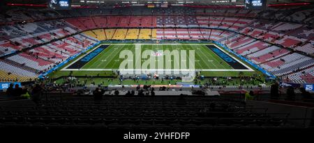 München, Deutschland. November 2024. American Football, NFL, Carolina Panthers - New York Giants, Spieltag 10, Hauptrunde in der Allianz Arena: Die Allianz Arena vor dem Spiel. Quelle: Sven Hoppe/dpa/Alamy Live News Stockfoto