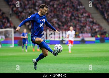 Ivan Perisic aus Kroatien wurde während des Spiels der UEFA Nations League zwischen Polen und Kroatien im PGE Narodowy Stadion in Aktion genommen. Stockfoto