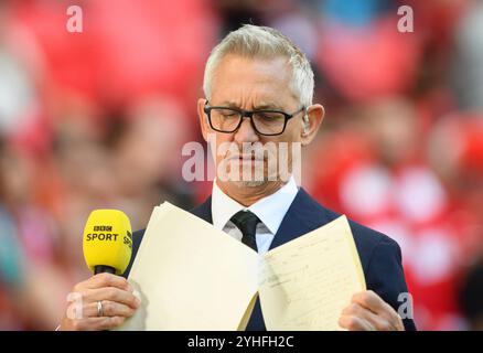 GARY LINEKER TRITT ALS MODERATOR DES SPIELS DES TAGES AM 16. April 2022 IN DEN RUHESTAND – Manchester City gegen Liverpool – FA Cup Halbfinale. Gutschrift: Mark Pain / Stockfoto