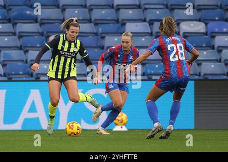 London, Großbritannien. November 2024. Lauren Hanp von Manchester City Women in Aktion während des Women's Super League-Spiels zwischen Crystal Palace Women und Manchester City Women im Selhurst Park, London, England am 3. November 2024. Foto von Ken Sparks. Nur redaktionelle Verwendung, Lizenz für kommerzielle Nutzung erforderlich. Keine Verwendung bei Wetten, Spielen oder Publikationen eines einzelnen Clubs/einer Liga/eines Spielers. Quelle: UK Sports Pics Ltd/Alamy Live News Stockfoto