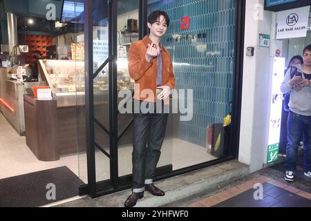 TAIPEI, CHINA - 11. NOVEMBER 2024 - Schauspieler Derek Chang nimmt am 11. November 2024 an einem Singles Day in Taipeh, Provinz Taiwan, China Teil. Stockfoto