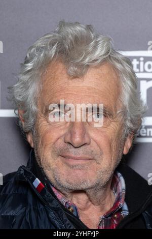 Paris, Frankreich. November 2024. Michel Boujenah nimmt an der Pariser Filmpremiere von Claude Lelouch Teil, um seine Retrospektive am 11. November 2024 in der Cinematheque francaise in Paris zu eröffnen. Foto: Nasser Berzane/ABACAPRESS. COM Credit: Abaca Press/Alamy Live News Stockfoto